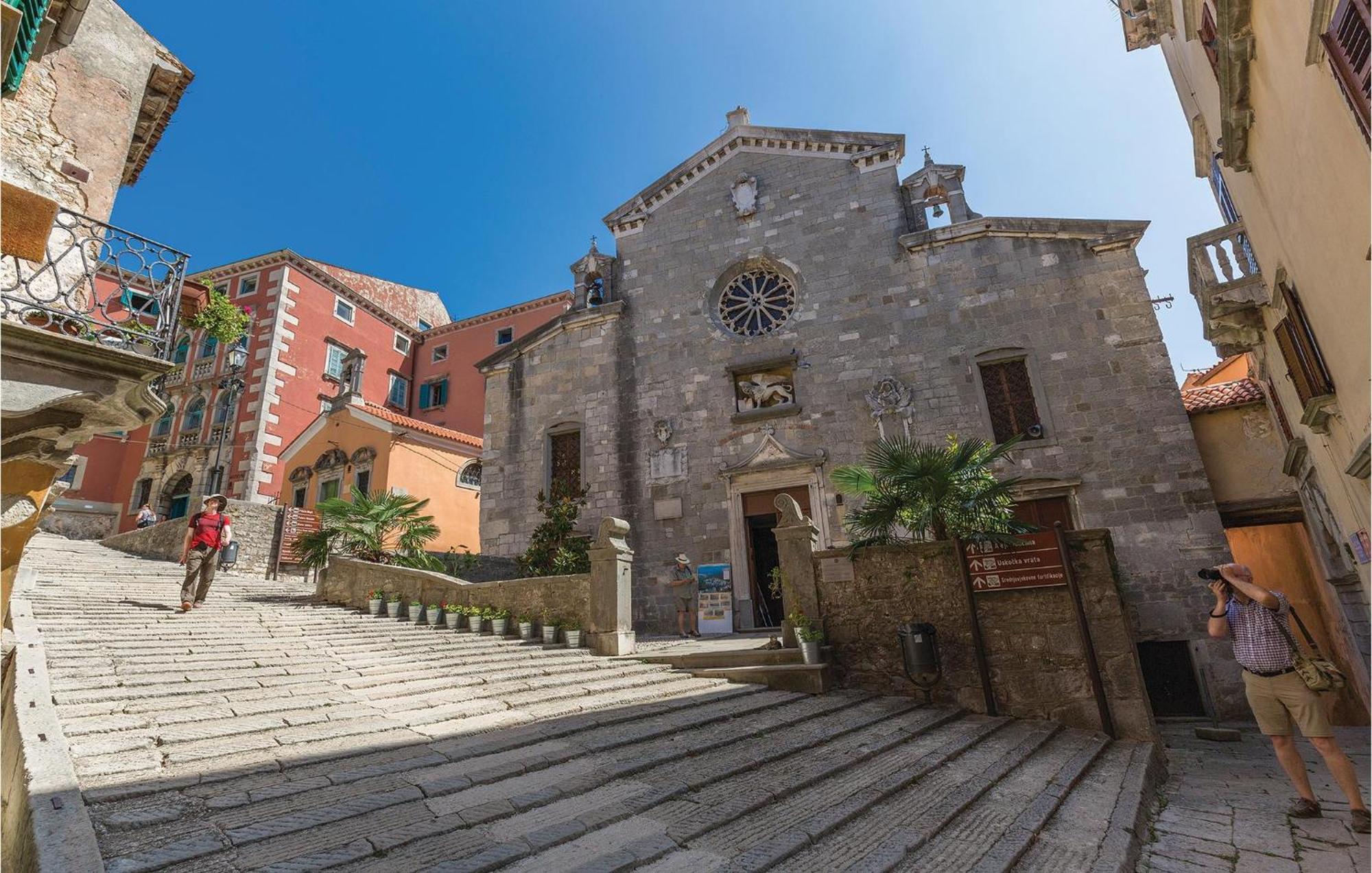 Gorgeous Home In Labin With Outdoor Swimming Pool Экстерьер фото